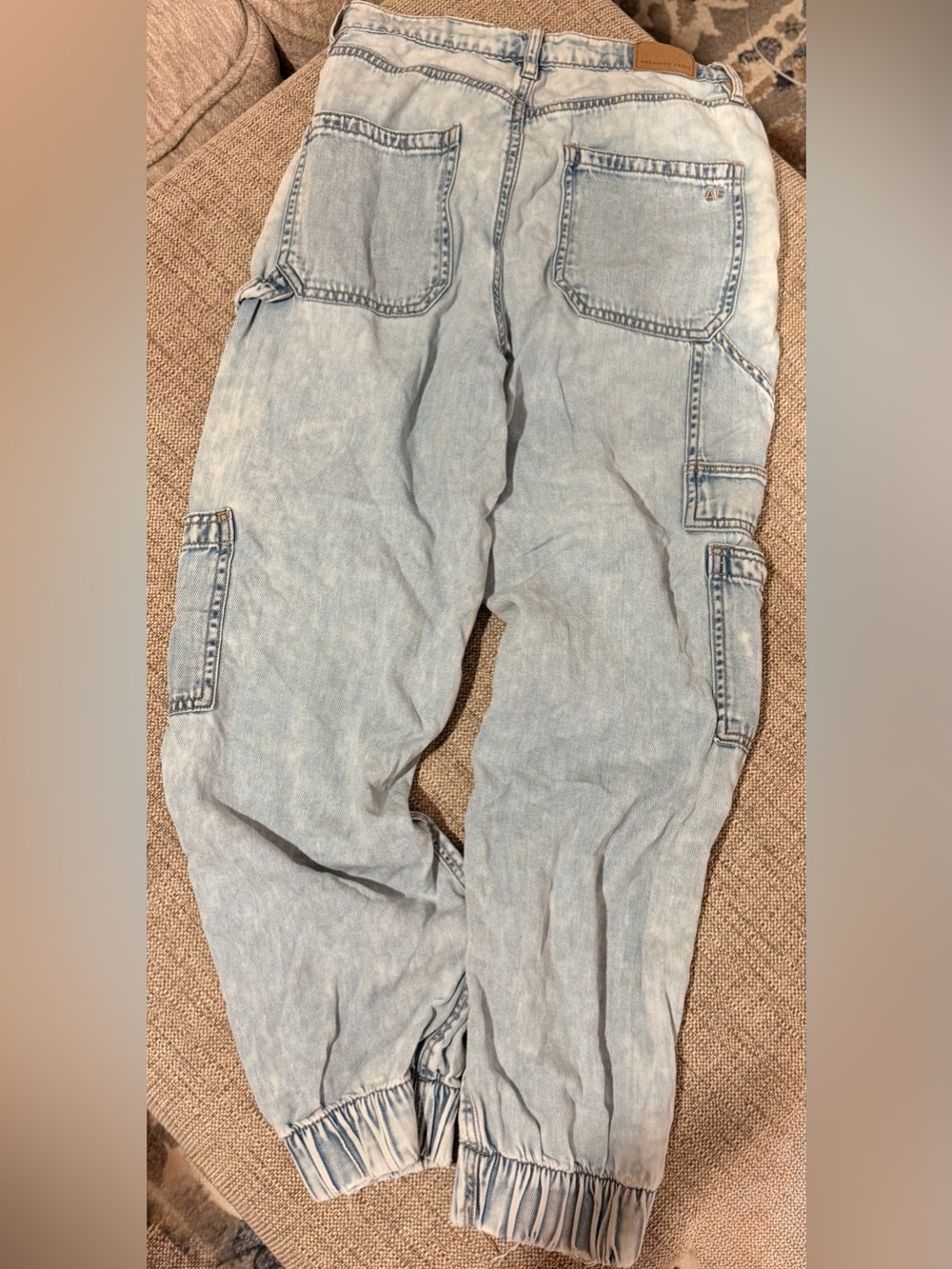 American Eagle Outfitters Light Blue Relaxed Cargo Jeans - Picture 4 of 4